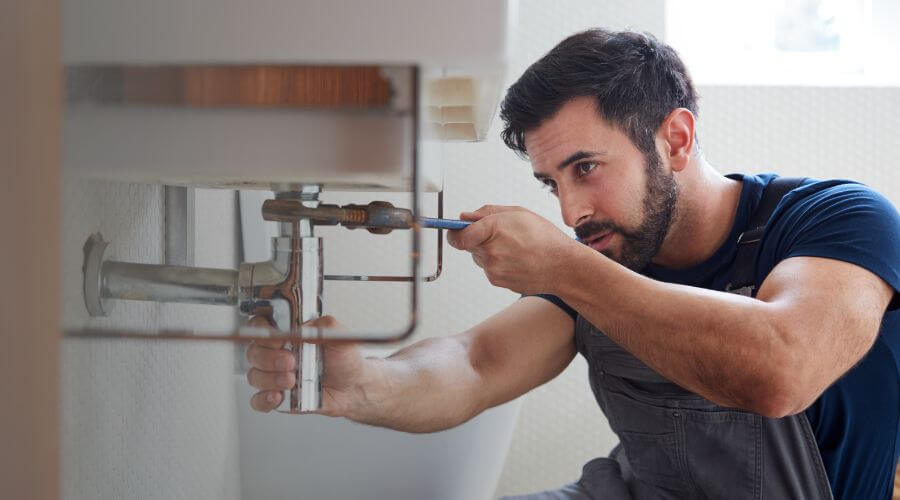 Professional sink repair services in Leslie, MI